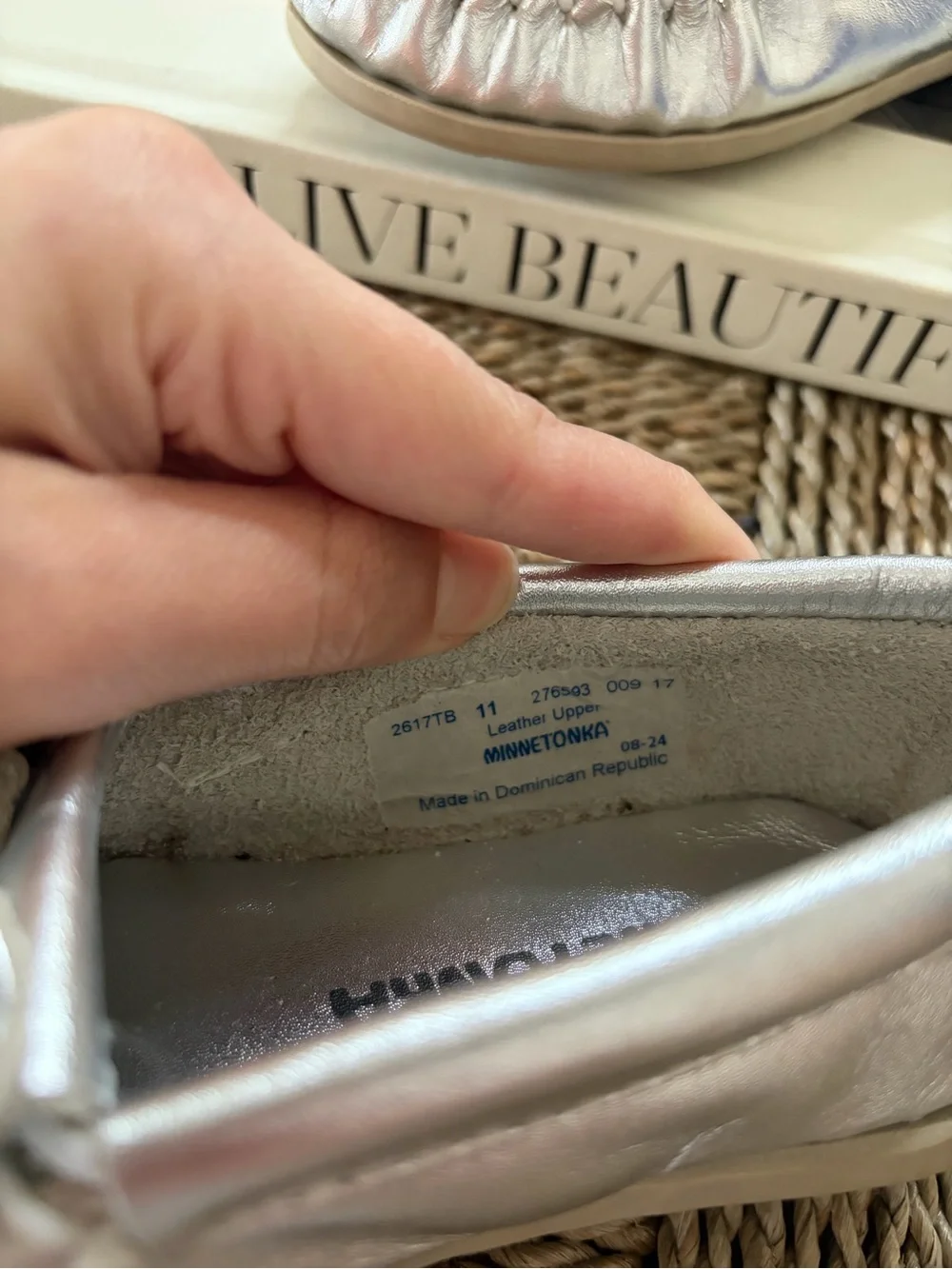 Minnetonka Metallic Silver Leather Moccasins Size 11